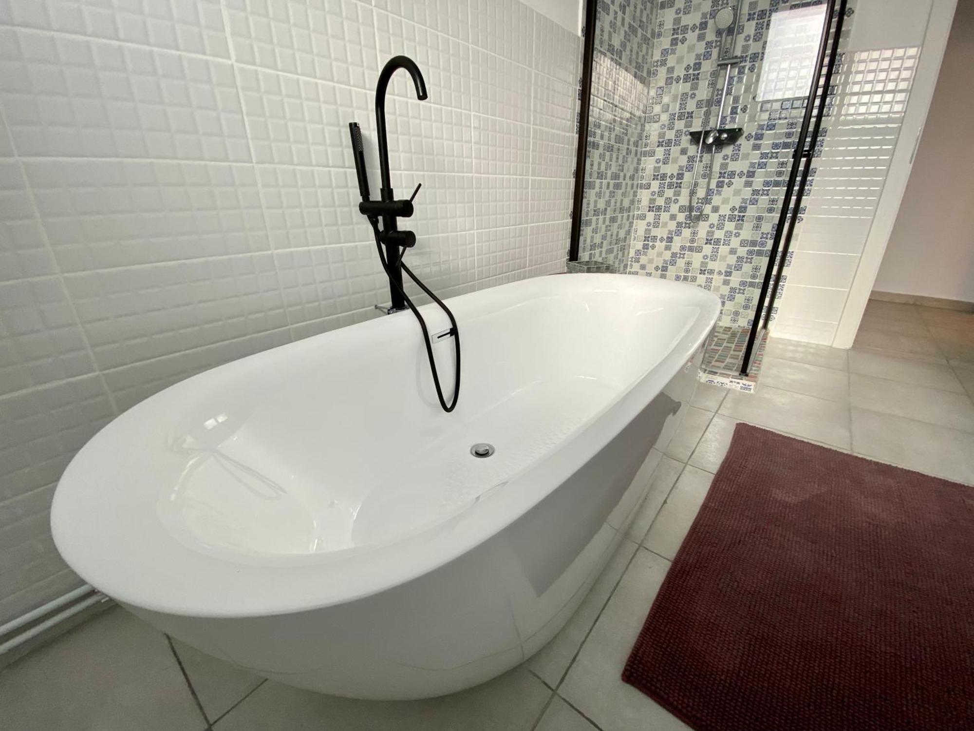 Deluxe Apartment #Casamihai Free Parking Брашов Экстерьер фото